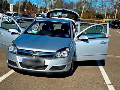 Gebraucht Opel Astra 105 PS (77 kW) 2005 Silber Limousine