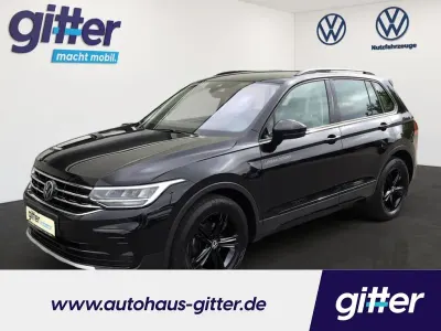 Gebraucht VW Tiguan Life 150 PS (110 kW) 2023 Schwarz SUV
