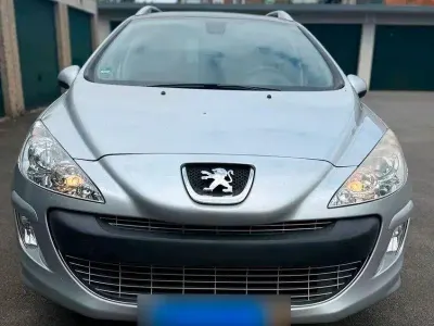 Gebraucht Peugeot 308 Premium 120 PS (88 kW) 2010 Grau Kombi