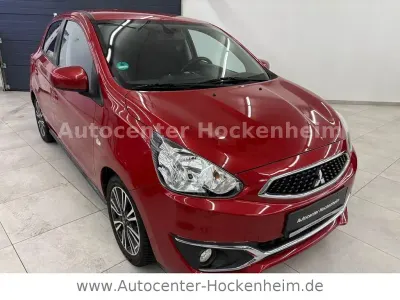 Gebraucht Mitsubishi Space Star Diamant Edition 80 PS (58 kW) 2017 Rot Kleinwagen