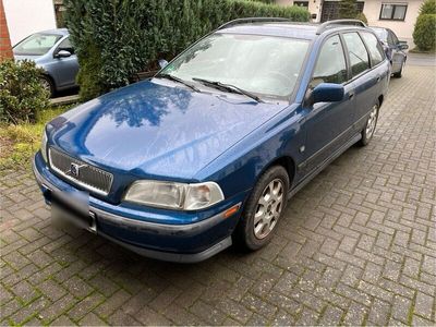 gebraucht Volvo V40 Kombi 2.0 Benzin/LPG/ Klima/AHK