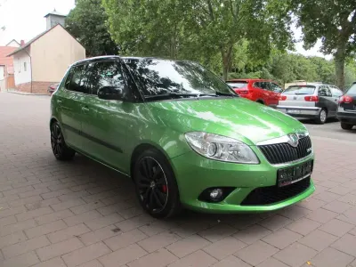 Gebraucht Skoda Fabia RS 179 PS (131 kW) 2011 Grün Limousine