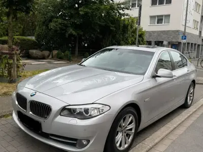 Gebraucht BMW 520 184 PS (135 kW) 2012 Silber Limousine