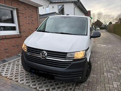 Weiß Gebraucht 2022 VW Transporter Van | 25.000 € (Guter Preis)