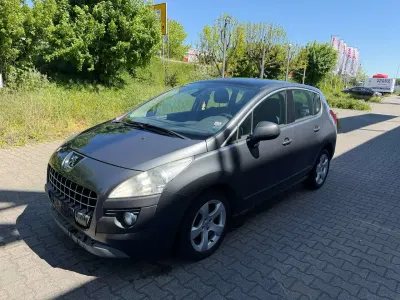 Gebraucht Peugeot 3008 Tendance 120 PS (88 kW) 2010 Grau Kombi
