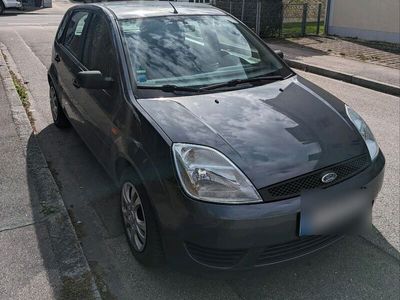 gebraucht Ford Fiesta 1.4