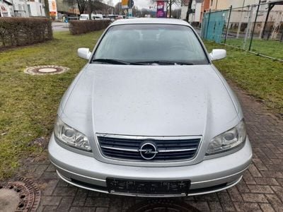 Silber Gebraucht 2002 Opel Omega Limousine | 3.999 € (Etwas zu teuer)