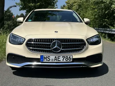 Gebraucht Mercedes E200 160 PS (117 kW) 2022 Limousine
