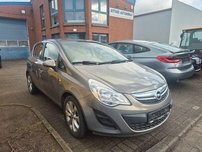 Gebraucht Opel Corsa Active 103 PS (75 kW) 2013 Muskatgrau/muskat braun(m2) (metallic) Kleinwagen