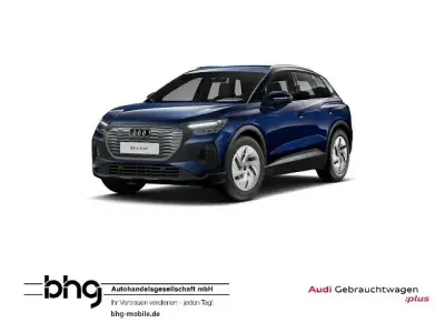 Second-hand Audi Q4 e-tron Ambiente 150 kW (204 CP) 2025 Albastru SUV