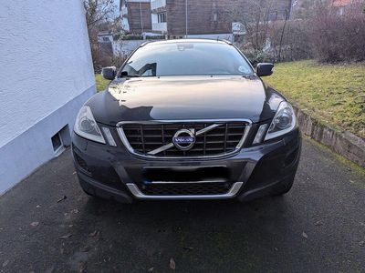 Grau Gebraucht 2011 Volvo XC60 SUV | 10.000 €
