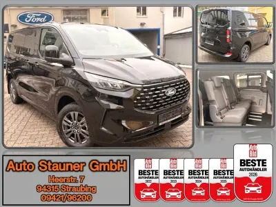Nowe Ford Tourneo Titanium 150 KM (110 kW) 2026 Czarny Minivan