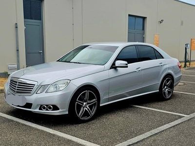 Mercedes E300