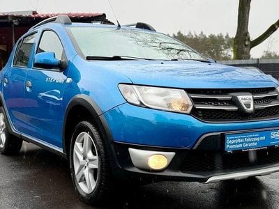 Gebraucht Dacia Sandero Prestige 90 PS (66 kW) 2014 Blau SUV