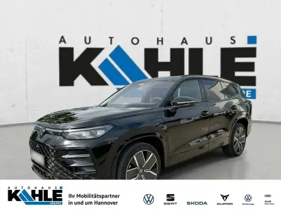 Gebraucht VW Tayron R-line 177 PS (130 kW) 2026 Grenadillschwarz metallic SUV