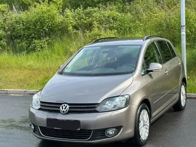 Gebraucht VW Golf Plus Cross Life 122 PS (89 kW) 2013 Braun Van / Kleinbus