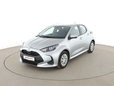 Gebraucht Toyota Yaris Comfort 72 PS (52 kW) 2023 Silber Kleinwagen