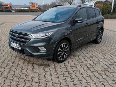 Gebraucht Ford Kuga ST 175 PS (128 kW) 2019 Grün SUV