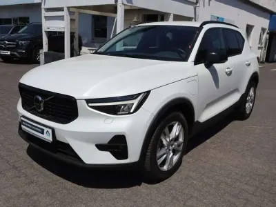 Gebraucht Volvo XC40 Plus 261 PS (191 kW) 2022 Crystal white SUV