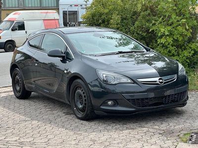 Opel Astra GTC