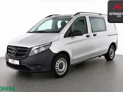 Gebraucht Mercedes Vito 136 PS (100 kW) 2021 Brillantsilber Van