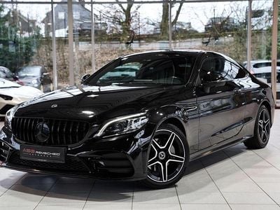 Schwarz Gebraucht 2018 Mercedes C200 AMG line Coupé | 28.800 € (Etwas zu teuer)