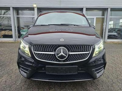 Gebraucht Mercedes V300 Avantgarde 237 PS (174 kW) 2023 Obsidianschwarz metallic Van / Kleinbus