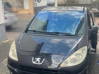Peugeot 1007