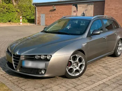 Gebraucht Alfa Romeo 159 185 PS (136 kW) 2006 Silber Kombi