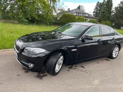 gebraucht BMW 520 d Metallic Black