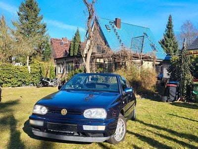 Gebraucht VW Golf Cabriolet Sound 75 PS (55 kW) 1996 Blau Cabrio