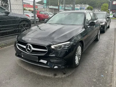 Gebraucht Mercedes C200 Avantgarde 163 PS (119 kW) 2025 Schwarz Kombi