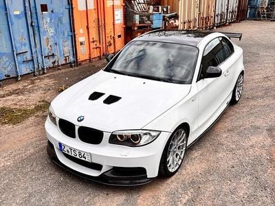 Begagnad BMW 135 Coupé Performance 306 HK (225 kW) 2011 Vit Sportkupé