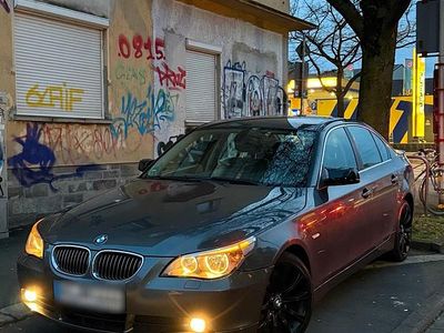 Gebraucht BMW 523 177 PS (130 kW) 2006 Grau Limousine