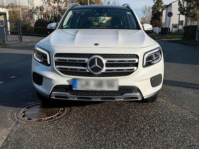 Mercedes GLB250