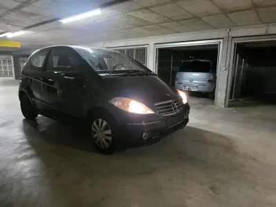 Używany Mercedes A170 2005 Czarny Hatchback