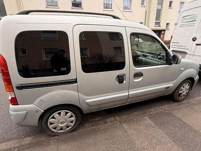 Gebraucht Renault Kangoo 68 PS (50 kW) 2007 Silber Van / Kleinbus