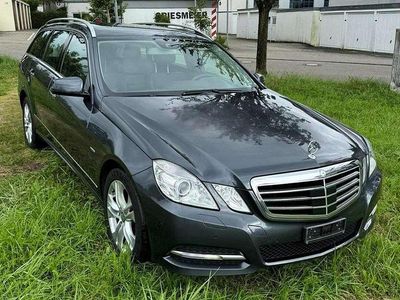 Usata Mercedes E350 265 CV (194 kW) 2011 Grigio Station wagon