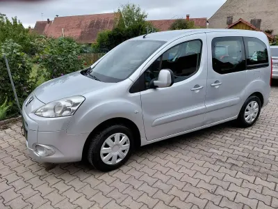 Occasion Peugeot TePee Tendance 120 PK (88 kW) 2011 Zilver Stationwagen