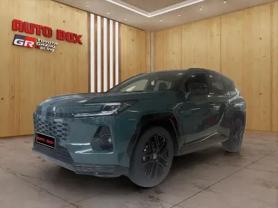 Neu Toyota RAV4 Hybrid Style 272 PS (200 kW) 2026 Grün SUV