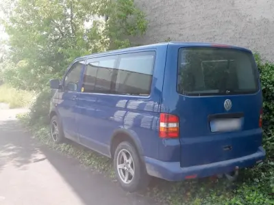Gebraucht VW Caravelle 174 PS (127 kW) 2005 Blau Van