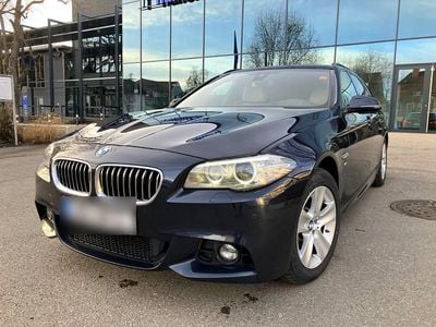Gebraucht BMW 530 M Sport 258 PS (189 kW) 2014 Blau Kombi