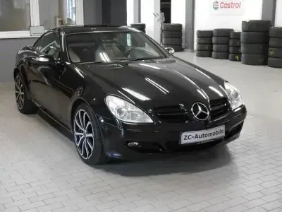 Second-hand Mercedes SLK200 163 CP (119 kW) 2006 Negru Cabrio