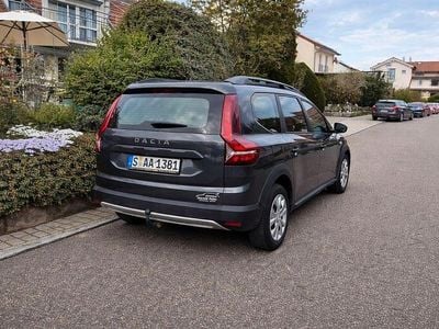Second-hand Dacia Jogger Essentiel 110 CP (80 kW) 2021 Gri Monovolum