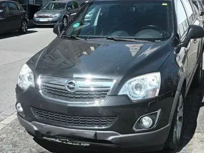 Używany Opel Antara Cosmo 184 KM (135 kW) 2011 Czarny SUV