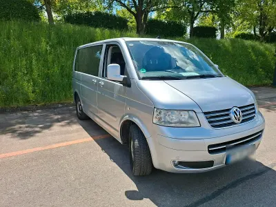 Gebraucht VW Multivan 130 PS (95 kW) 2008 Silber Van / Kleinbus