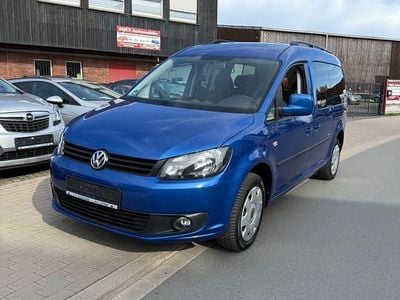 Usata VW Caddy Maxi Team 102 CV (75 kW) 2015 Blu Monovolume