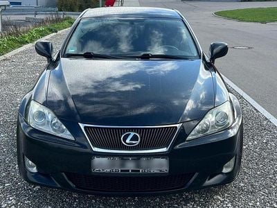 Lexus IS220d