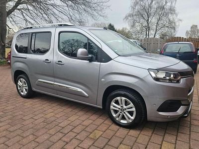 Second-hand Toyota Proace Verso City 131 CP (96 kW) 2021 Argintiu Break