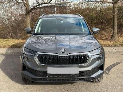 Nowe Skoda Karoq 150 KM (110 kW) 2026 Szary SUV
